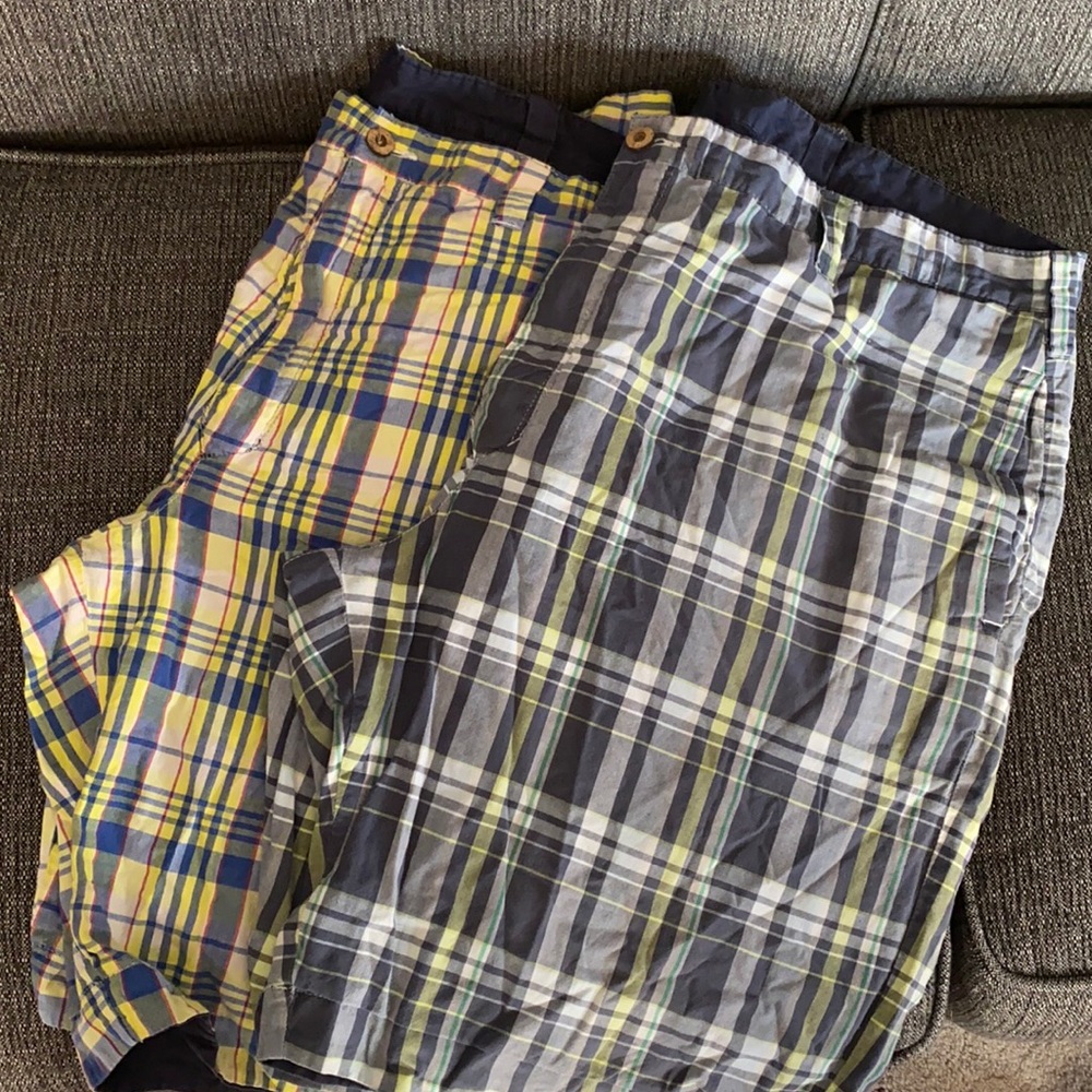 2 pairs reversible plaid/navy shorts 40
